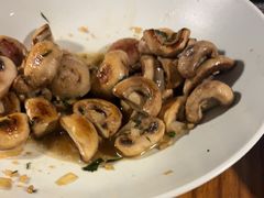 -MONICH牛排融合餐厅(和义大道购物中心店)