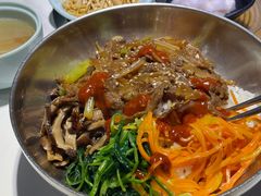 烤牛肉石锅拌饭-猪啊牛呀羊啊铜盘烤肉(正大广场店)