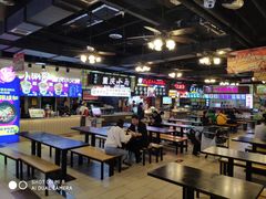 大堂-八一好吃街·高品美食广场