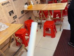 -柳州肥姨妈大骨螺蛳粉(东靖路店)