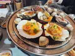 -围炉肉舍丹东海鲜烤肉·烤活鳗(步行街店)