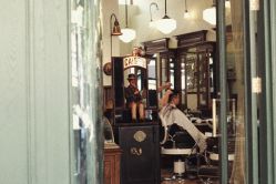 -IMUSE BARBER SHOP