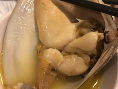 -鲜入围煮花胶鸡海鲜火锅