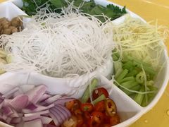 配菜-官塘陈记鱼生·潮汕砂锅粥·牛肉火锅(潮枫路总店)