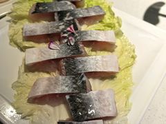 -茅草房·河畔园林火锅