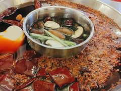 -山城年华老火锅(玉林店)