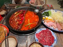 -周小明火锅(黑金冠社区店)