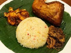 -关夫人餐厅(阳光广场店)