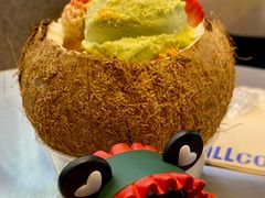 四球缤纷椰子碗-蔻蔻椰·鲜萃椰子水(COCO Park店)