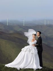 -至臻微拉婚纱摄影