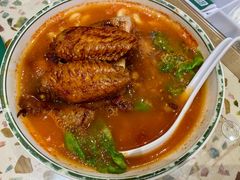 番茄浓汤鸡翅猪扒米线-华嫂冰室(尖沙咀店)