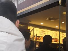 门面-国际饭店·帆声西饼屋(黄河路店)