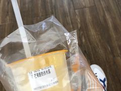 芒果酸奶西米露-CoCo都可(宝龙店)