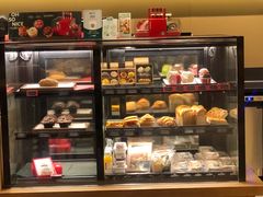 面包甜点陈列柜-星巴克(北京广渠门名敦道店)