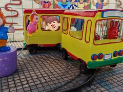 -顺德大良半月城游乐场