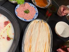 -朱光玉火锅馆(龙阳广场店)