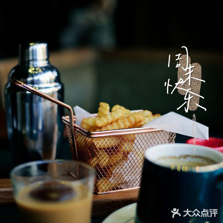 边吃边拍 | 四十不到的惊喜套餐