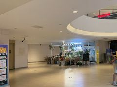 -LuOne凯德晶萃广场(徐家汇路店)