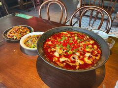 激情鱼蛙恋-成都娃娃花园餐厅 (南艺旗舰店)
