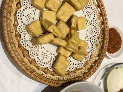 -黔蘑菇四季餐厅(观山湖店)