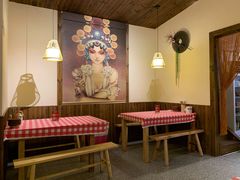 -思博半步颠小酒馆(梦时代店)
