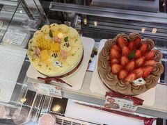 -花花卷卷·鲜食蛋糕(静安久光百货店)