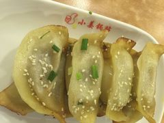 -小姜锅贴(凤凰街店)
