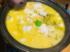 -九锅一堂酸菜鱼(学府凯德店)