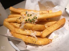 -阿妮叶李(光谷世界城店)