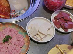 -故里和山·成都火锅(欢乐港湾店)