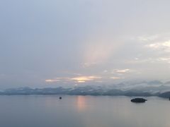 -千岛湖忆湖度假酒店(中心湖景区店)