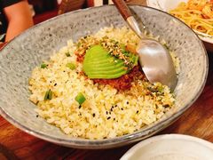 牛油果拌饭-小食院简餐厅