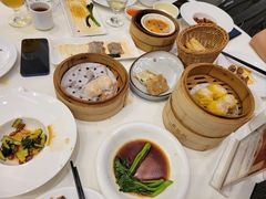 -万龙洲海鲜(大兴绿地缤纷城店)