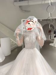 -艾米丽婚纱礼服