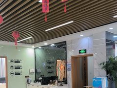 -茂菊口腔连锁(浦东南路店)