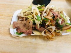 -赵家牛肉砂锅(台西三路店)