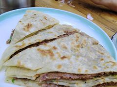 -溢心园香河肉饼总店