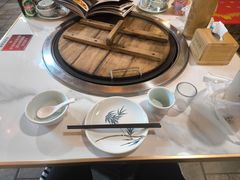 -人民公社铁锅炖·东北菜(卫国道店)