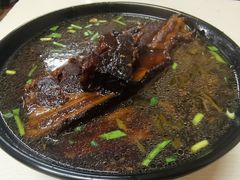 大肉面-小龙大肉面馆