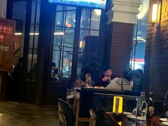 -埠口精酿夜景餐酒吧· BREWPORT BISTRO(长嘉汇重庆之眼店)