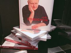 -Salon de The de Joel Robuchon(外滩18号店)