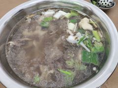 -黑竹沟新场牛肉火锅