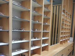 -无界眼镜MaxLess(滨江星光大道店)