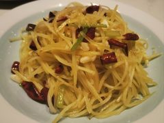 酸辣土豆丝-北李妈妈菜·海肠捞饭(高新万达店)