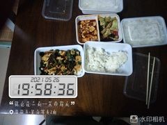 -绿茶餐厅(深圳龙华天虹购物中心店)