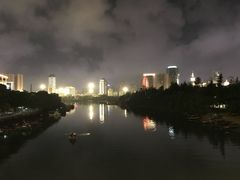 -万绿园