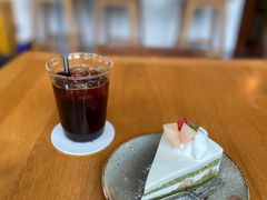 白桃抹茶慕斯-三花屋 Mihhanaya
