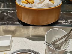 -龍歌自助小火锅(市南金茂湾店)