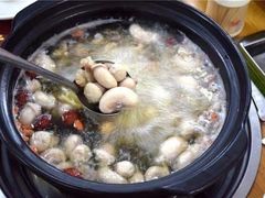 -广味炭炉鸡煲(宝业路分店)