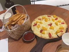 芝士榴莲披萨-一尺花园(安和花园店)